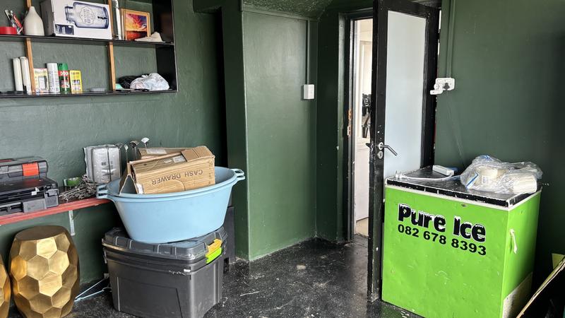 To Let commercial Property for Rent in Paarden Eiland Western Cape